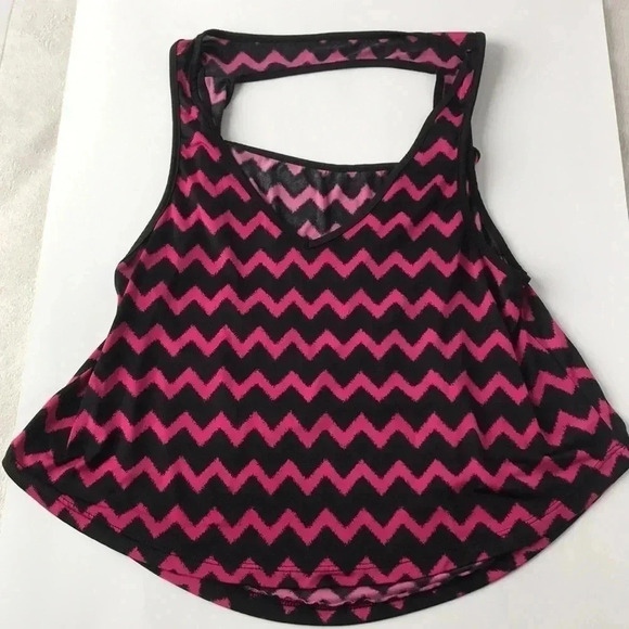 3/$15 Casual chevron funky sleeveless Pink black high low satin  tank sz small - Picture 3 of 11